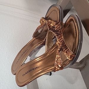 Y2k gold sequin clear lucite heels size 7